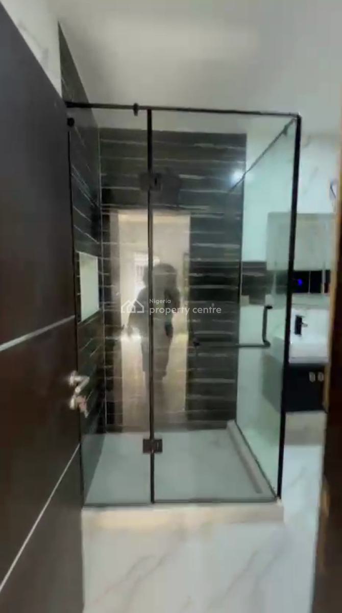 Fully Serviced 2bedroom Flat Ensuit with Bq, Pool,gym, Off Freedom Way, Lekki Phase 1, Lekki, Lagos, Flat / Apartment for Rent