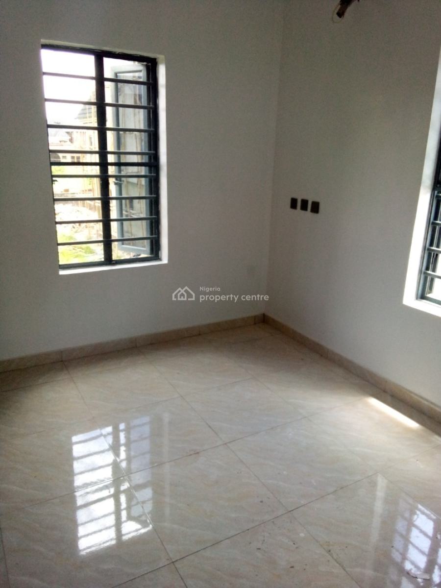 Serviced 3 Bedroom Flat, Toyin, Ikeja, Lagos, Flat / Apartment for Rent