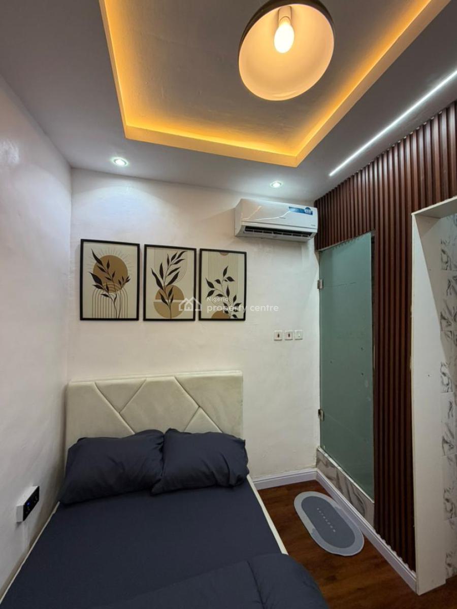 Cozy Studio Apartment with 24/7 Power Supply, Yaba, Lagos, Self Contain (single Rooms) Short Let