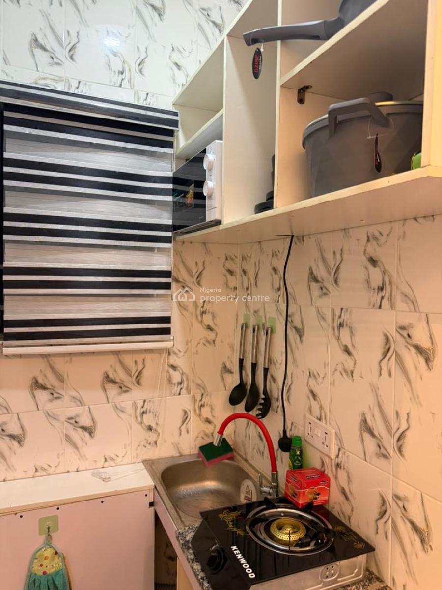 Cozy Studio Apartment with 24/7 Power Supply, Yaba, Lagos, Self Contain (single Rooms) Short Let