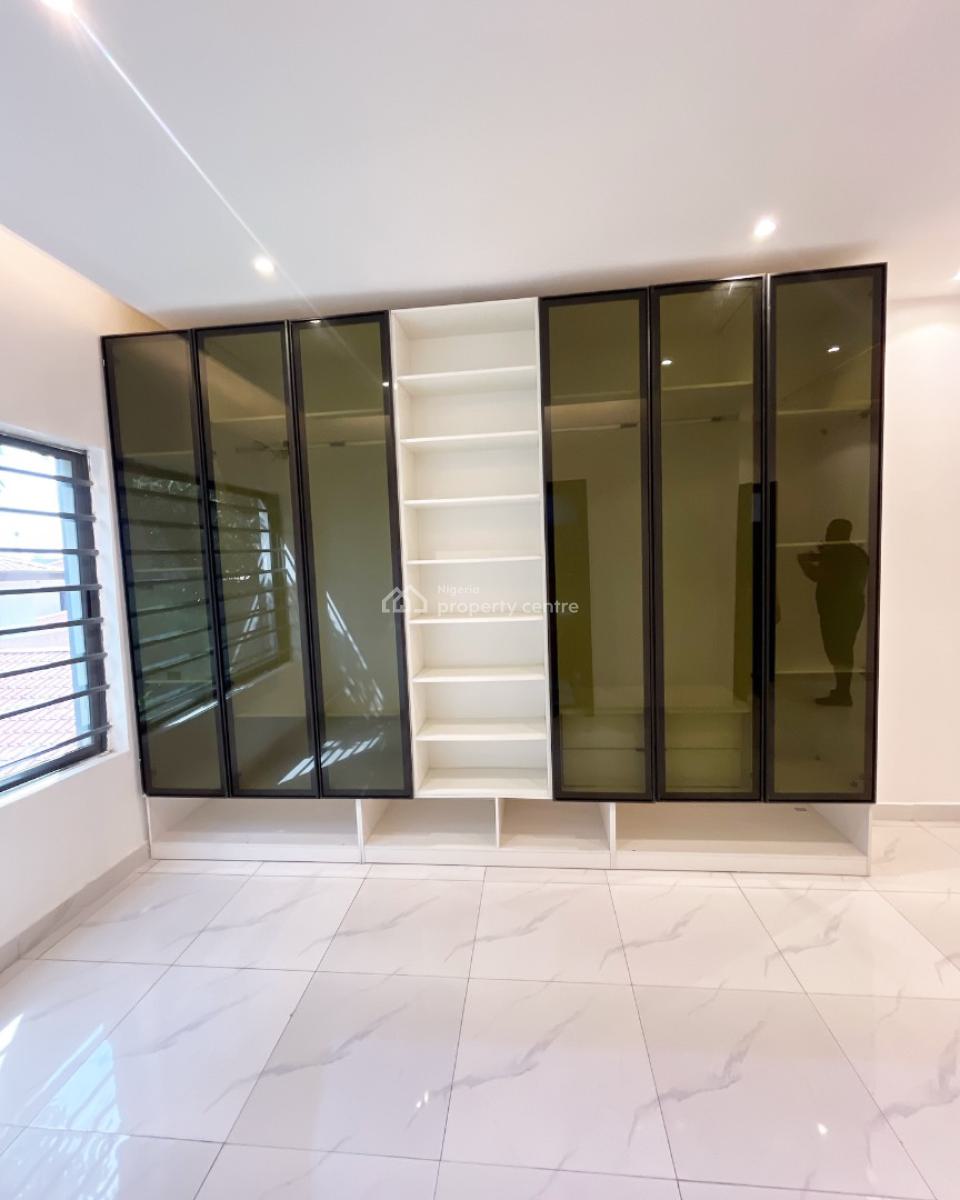 3 Bedroom Apartment + Bq, Lekki Phase 1, Lekki, Lagos, Flat / Apartment for Rent