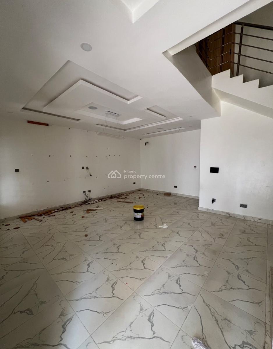 3 Bedroom Terrace Duplex, Mobile Road, Ilaje, Ajah, Lagos, Terraced Duplex for Rent