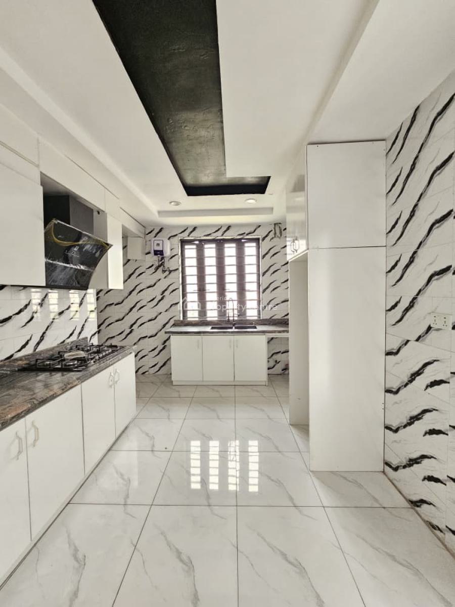 2 Bedroom Apartment at Ikate, Ikate, Lekki, Lagos, Flat / Apartment for Sale