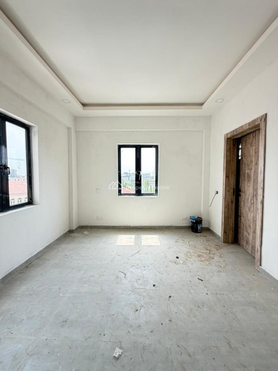 2 Bedroom Penthouse with Bq, Lekki Phase 1, Lekki, Lagos, Flat / Apartment for Sale