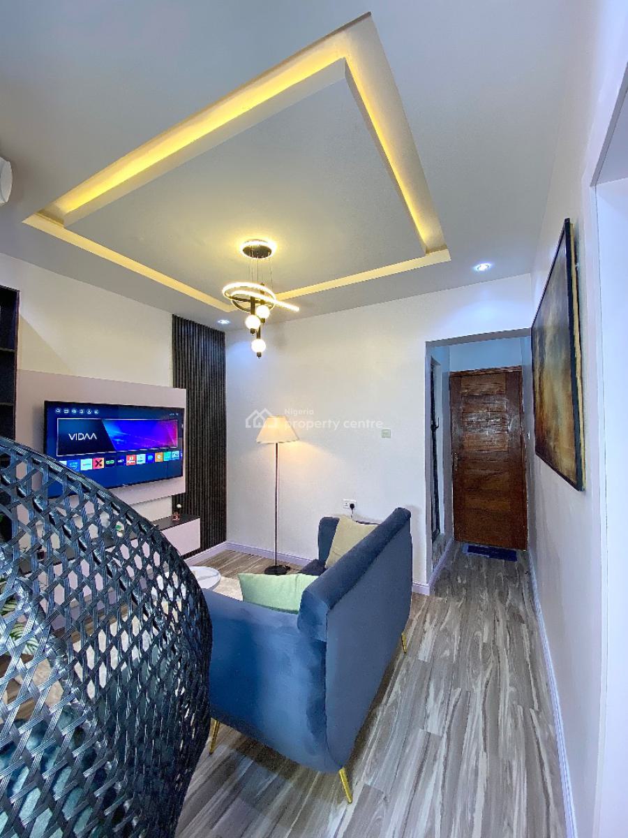 Luxury One Bedroom Apartment with 24 Hours Power Supply and Inverter, Yaba, Lagos, Flat / Apartment Short Let