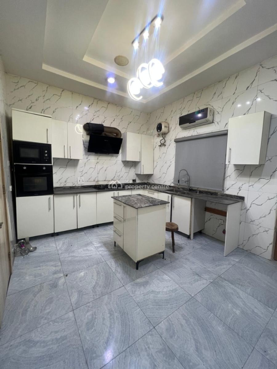 4 Bedrooms Semi-detached with a Bq, Orchid Road, Ikota, Lekki, Lagos, Semi-detached Duplex for Sale