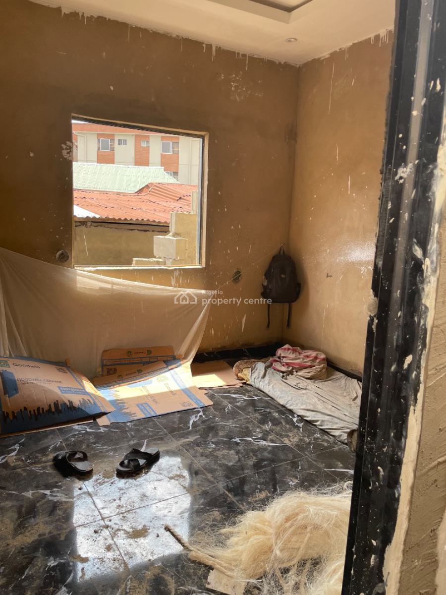 Room Self Con, Ilaje, Bariga, Shomolu, Lagos, Self Contain (single Rooms) for Rent