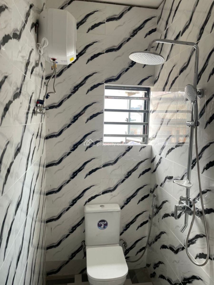 Miniflat, Pedro Road, Shomolu, Lagos, Mini Flat (room and Parlour) for Rent