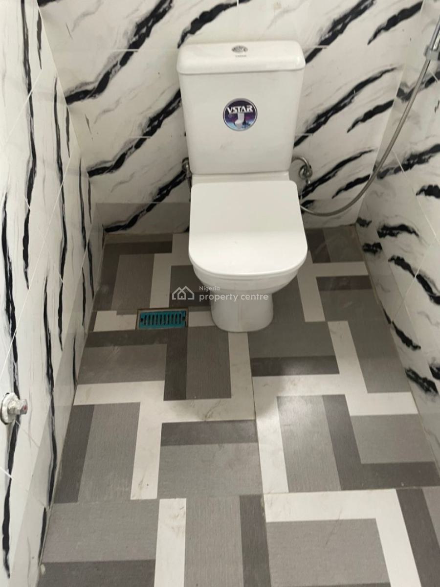 Miniflat, Pedro Road, Shomolu, Lagos, Mini Flat (room and Parlour) for Rent