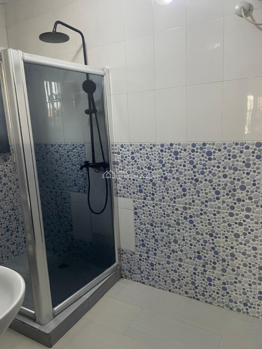 a Master Bedroom Shared Apartment, Agungi, Lekki, Lagos, Self Contain (single Rooms) for Rent
