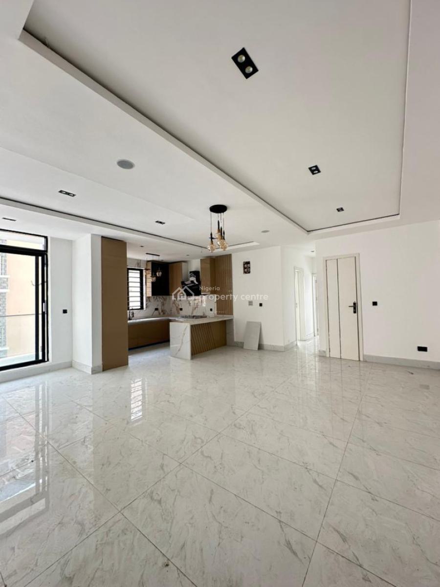 Luxury 2 Bedroom Apartment with Gym and Elevator in a Secure & Serene, Lekki Phase 1, Lekki, Lagos, Flat / Apartment for Sale