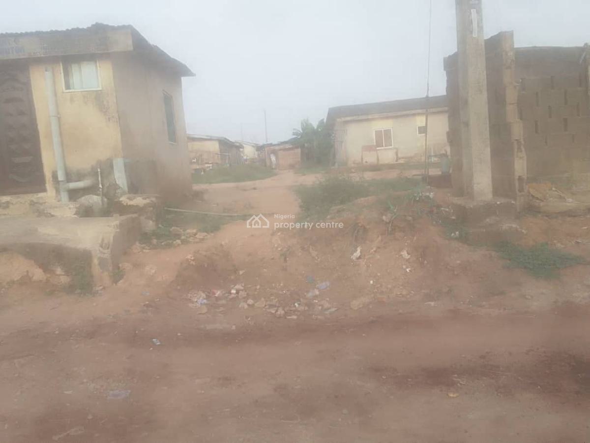 Executive Standard Mini Flat, Praise Avenue Estate Oke-imuti Community Off Igbo-olomu Ishawo Road, Isawo, Ikorodu, Lagos, Mini Flat (room and Parlour) for Rent