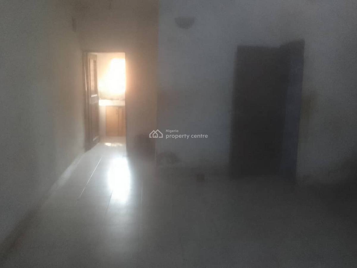 Executive Standard Mini Flat, Praise Avenue Estate Oke-imuti Community Off Igbo-olomu Ishawo Road, Isawo, Ikorodu, Lagos, Mini Flat (room and Parlour) for Rent