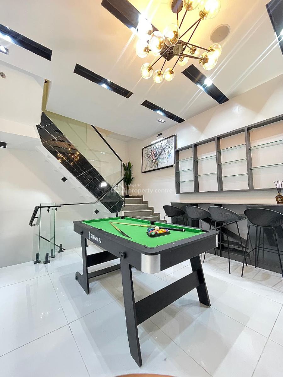 Spacious 4 Bedroom with Pool, Ps5 & Snooker, Ikate Elegushi, Lekki, Lagos, Flat / Apartment Short Let