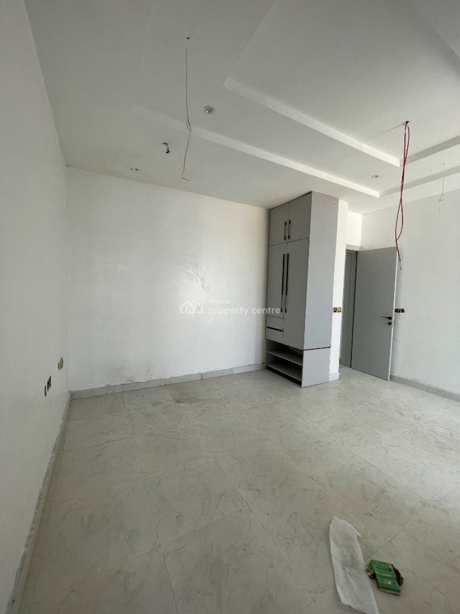 Well Built and Spacious 2 Bedroom Penthouse with Wide Windows, Ikate Nike Art Gallery, Lekki, Lagos, Flat / Apartment for Rent