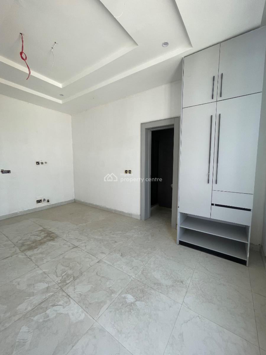 Well Built and Spacious 2 Bedroom Penthouse with Wide Windows, Ikate Nike Art Gallery, Lekki, Lagos, Flat / Apartment for Rent