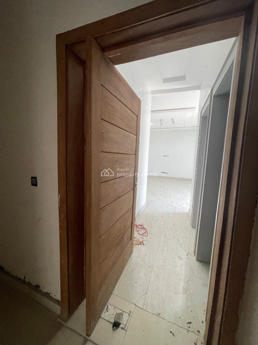 Well Built and Spacious 2 Bedroom Penthouse with Wide Windows, Ikate Nike Art Gallery, Lekki, Lagos, Flat / Apartment for Rent