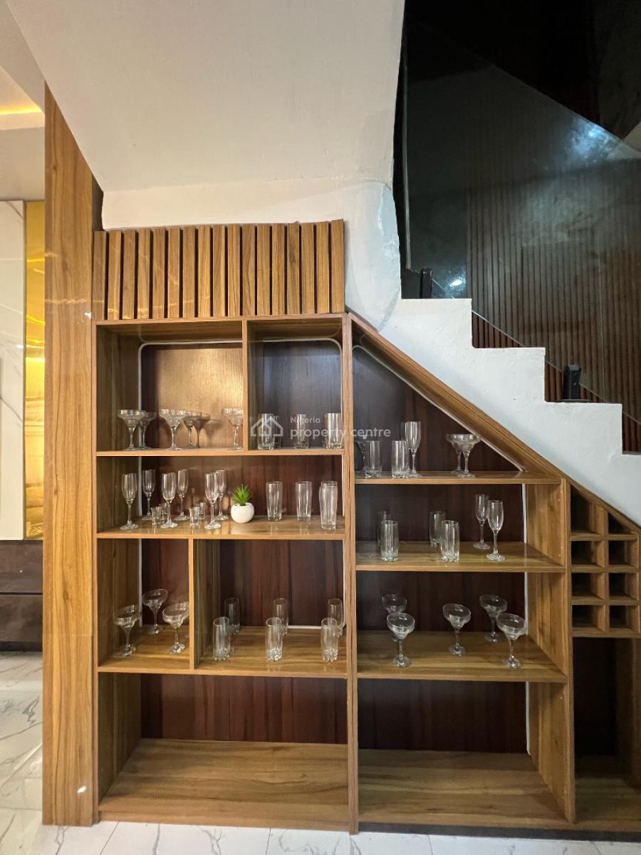 Luxury 4bedroom, Ikota, Lekki, Lagos, Semi-detached Duplex for Rent