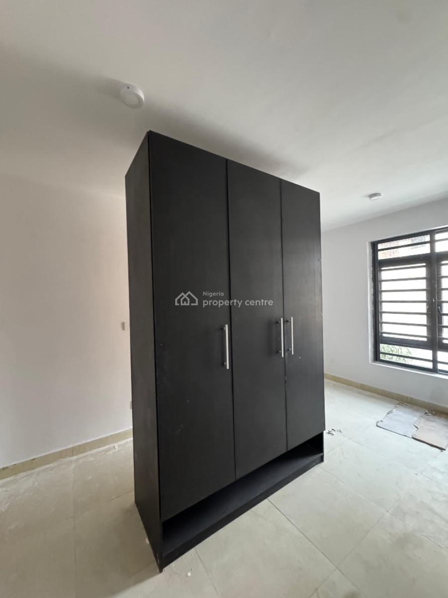 Spacious Fully Serviced 2 Bedroom Apartment, Osapa, Lekki, Lagos, Block of Flats for Sale
