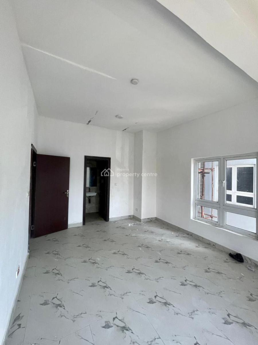 Cozy Family Apartment in a Recreational Environment, Ikate, Lekki, Lagos, Block of Flats for Sale