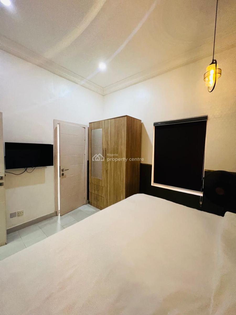 Fully Furnished 2bedroom Apartment, Freedom Way, Lekki Phase 1, Lekki, Lagos, Flat / Apartment for Rent