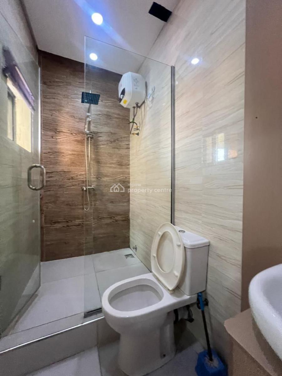 Luxury Studio in Lekki: Furnished with Amenities, Lekki Phase 1, Lekki, Lagos, Flat / Apartment for Rent
