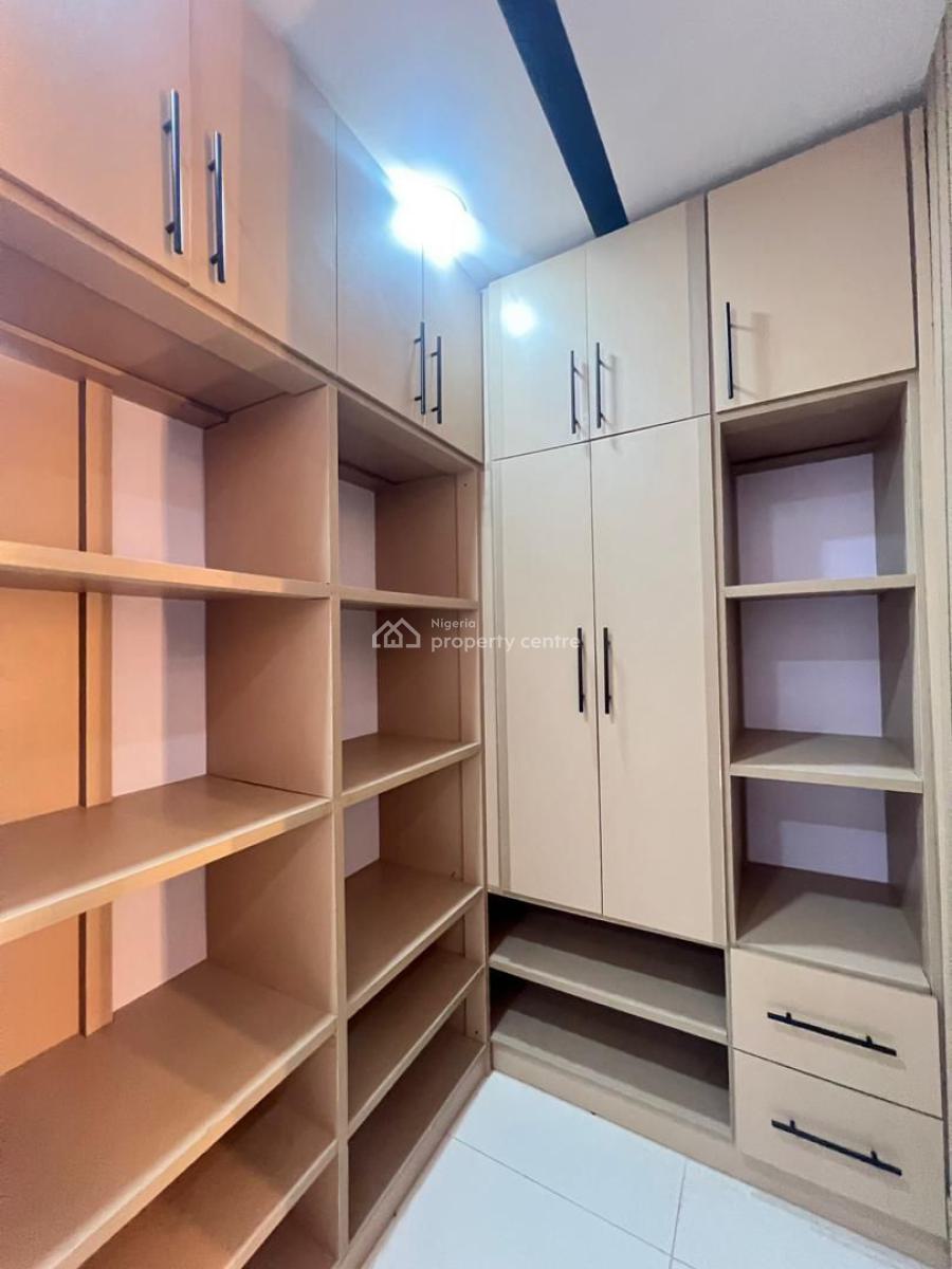 Luxury Studio in Lekki: Furnished with Amenities, Lekki Phase 1, Lekki, Lagos, Flat / Apartment for Rent