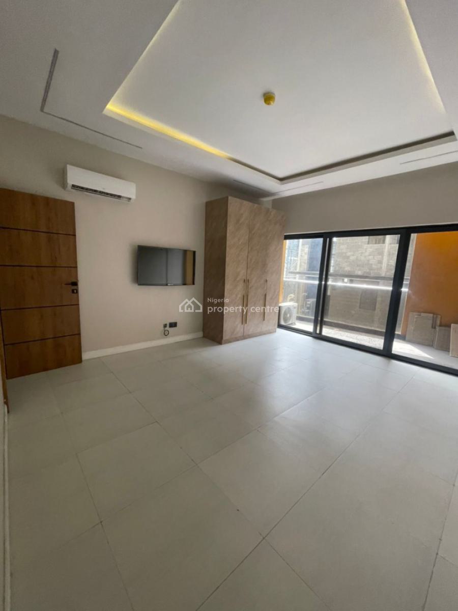 Ikoyi Apartment: 3-bedroom with Waterfront & Security, Ikoyi, Lagos, Flat / Apartment for Rent