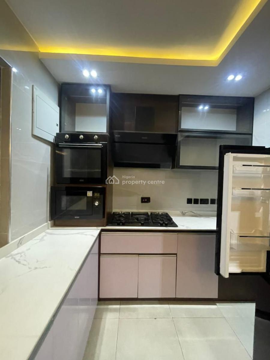 Ikoyi Apartment: 3-bedroom with Waterfront & Security, Ikoyi, Lagos, Flat / Apartment for Rent