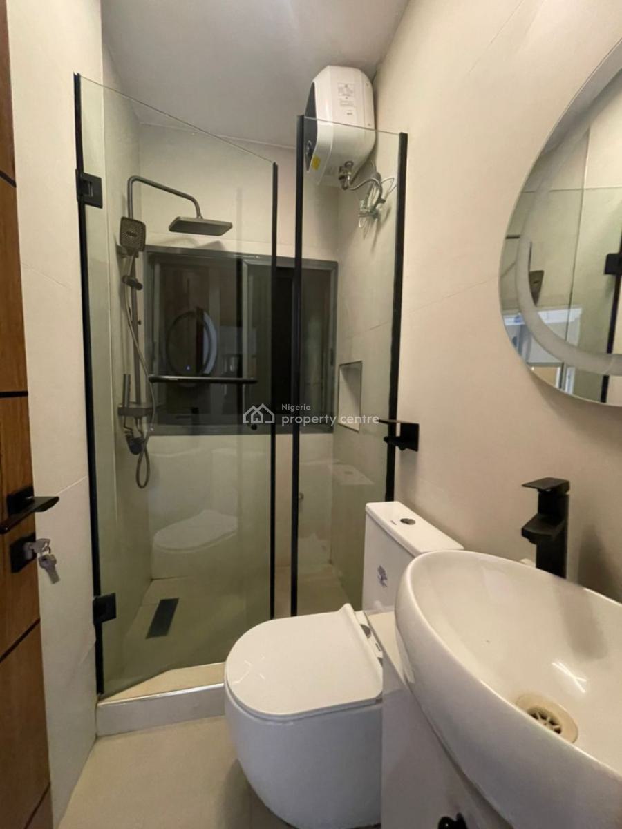 Ikoyi Apartment: 3-bedroom with Waterfront & Security, Ikoyi, Lagos, Flat / Apartment for Rent