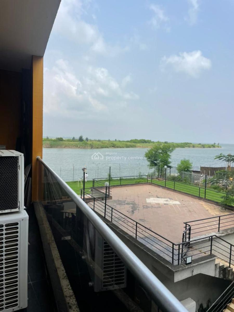 Ikoyi Apartment: 3-bedroom with Waterfront & Security, Ikoyi, Lagos, Flat / Apartment for Rent