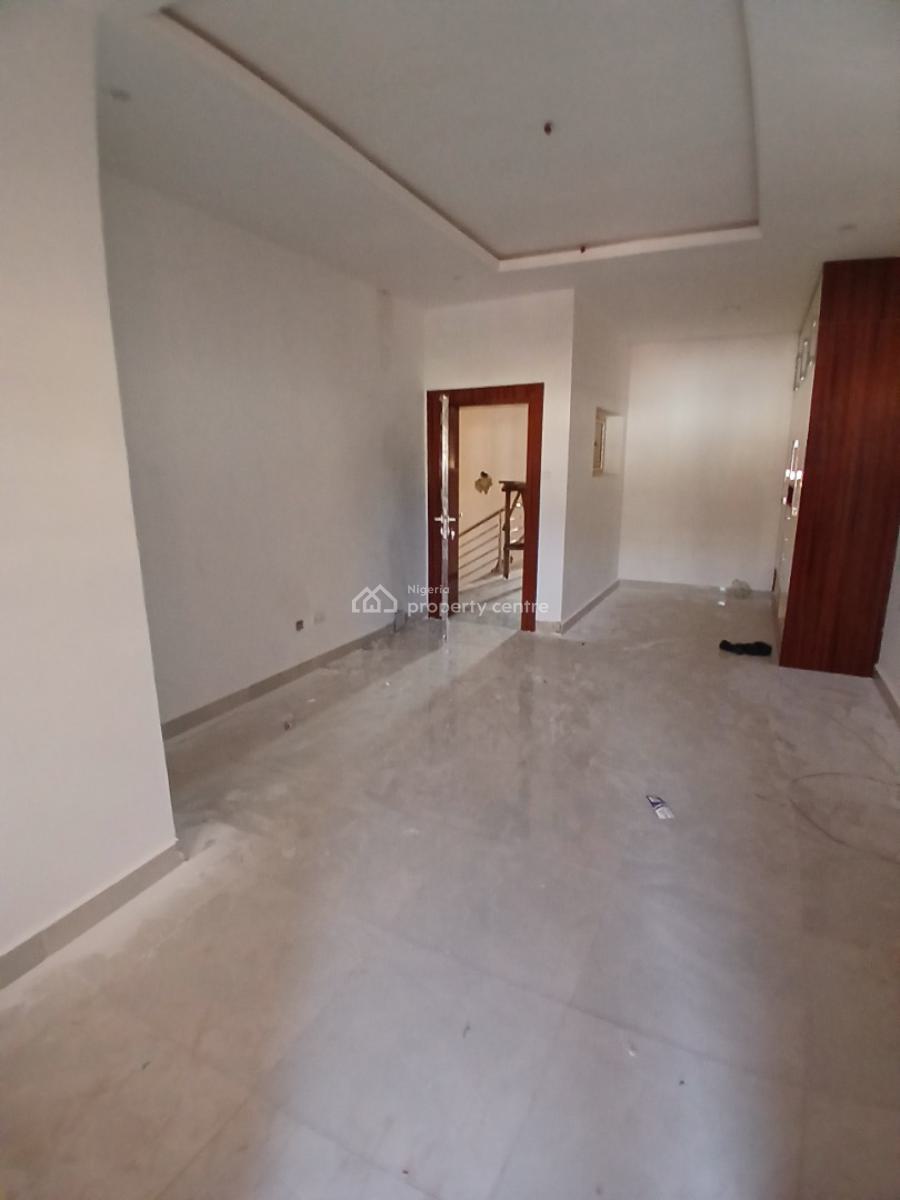 Nice 4 Bedrooms Semi-detached Duplex, 2 Sitt Rm and a Bq in an Estate, Galadimawa, Abuja, Semi-detached Duplex for Rent