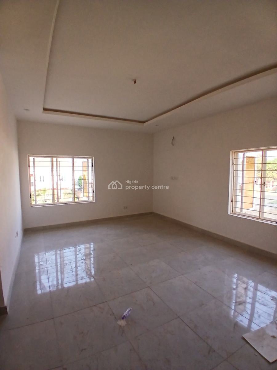 Nice 4 Bedrooms Semi-detached Duplex, 2 Sitt Rm and a Bq in an Estate, Galadimawa, Abuja, Semi-detached Duplex for Rent