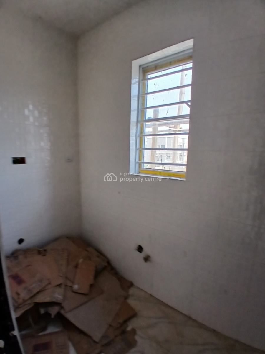 Mini One Bedroom on First Floor in an Estate, Galadimawa, Abuja, Flat / Apartment for Rent