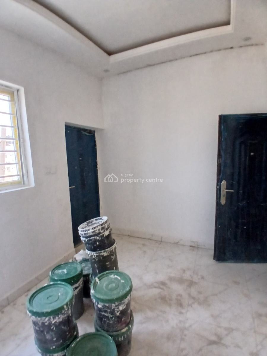 Mini One Bedroom on First Floor in an Estate, Galadimawa, Abuja, Flat / Apartment for Rent