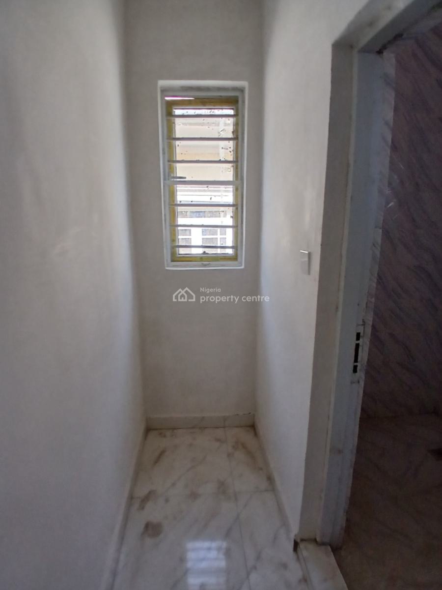 Mini One Bedroom on First Floor in an Estate, Galadimawa, Abuja, Flat / Apartment for Rent