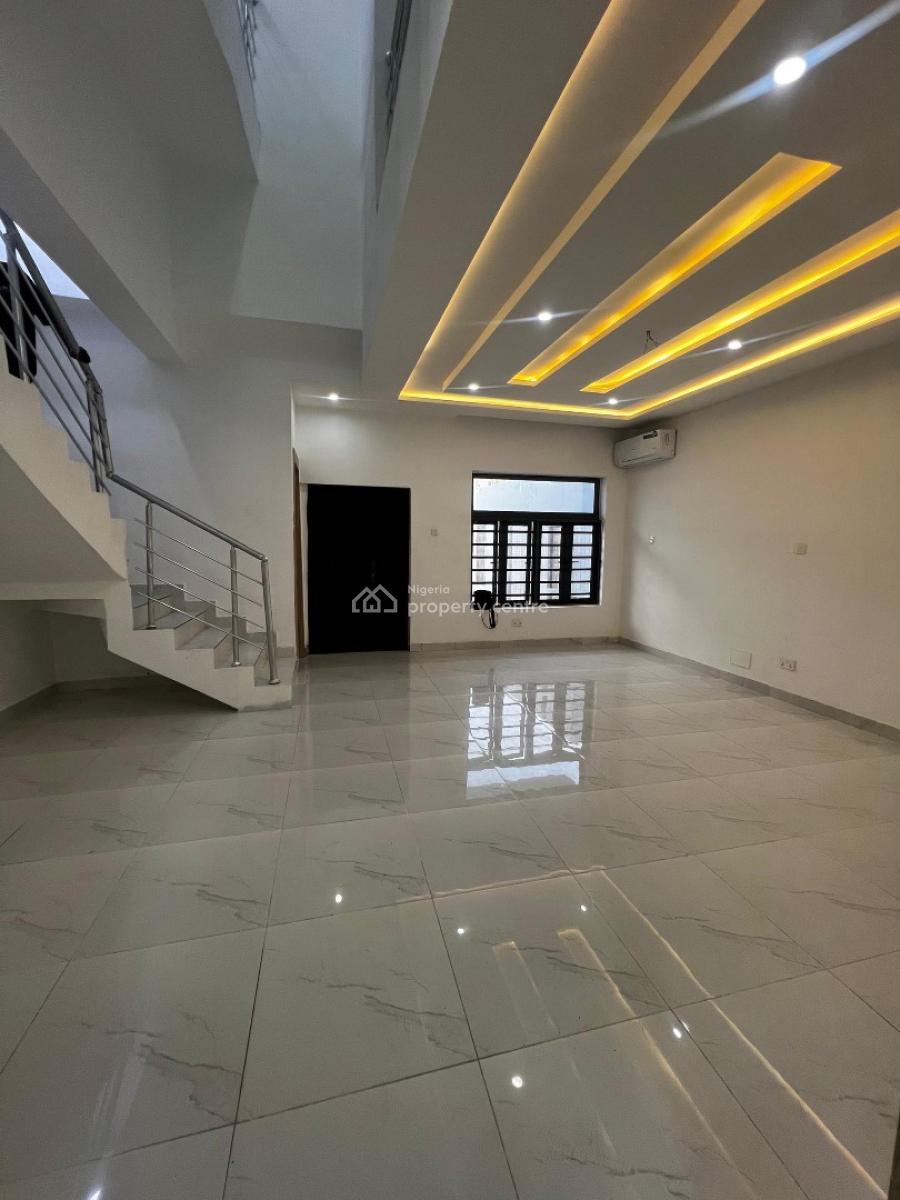 Luxury 4bedroom Apartment, New Road, Lekki, Lagos, Flat / Apartment for Rent