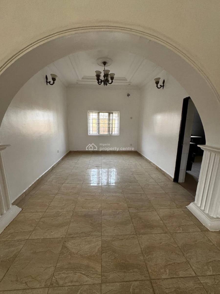 Renovated 3 Bedroom Flat in Prime Location, Jahi Gilmore, Jahi, Abuja, Flat / Apartment for Rent