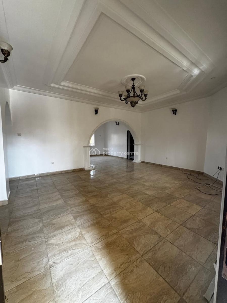 Renovated 3 Bedroom Flat in Prime Location, Jahi Gilmore, Jahi, Abuja, Flat / Apartment for Rent