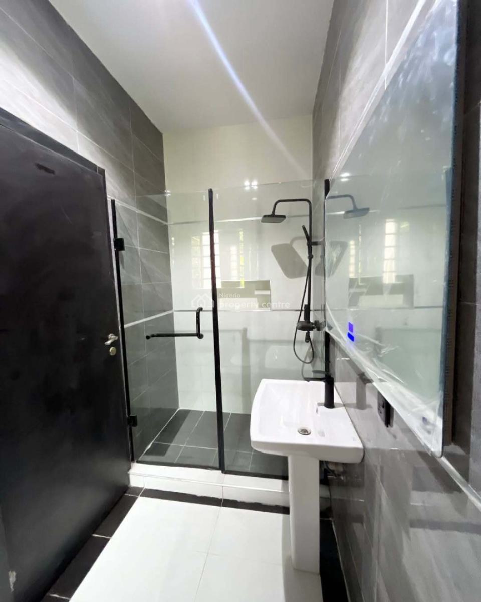 Newly Built 3 Bedroom Apartment with Bq, Lekki Phase 1, Lekki, Lagos, Flat / Apartment for Rent