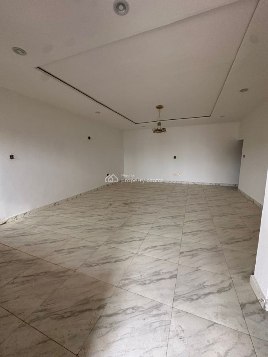 Massive 3 Bedroom Apartment + Bq, Life Camp, Abuja, Flat / Apartment for Sale