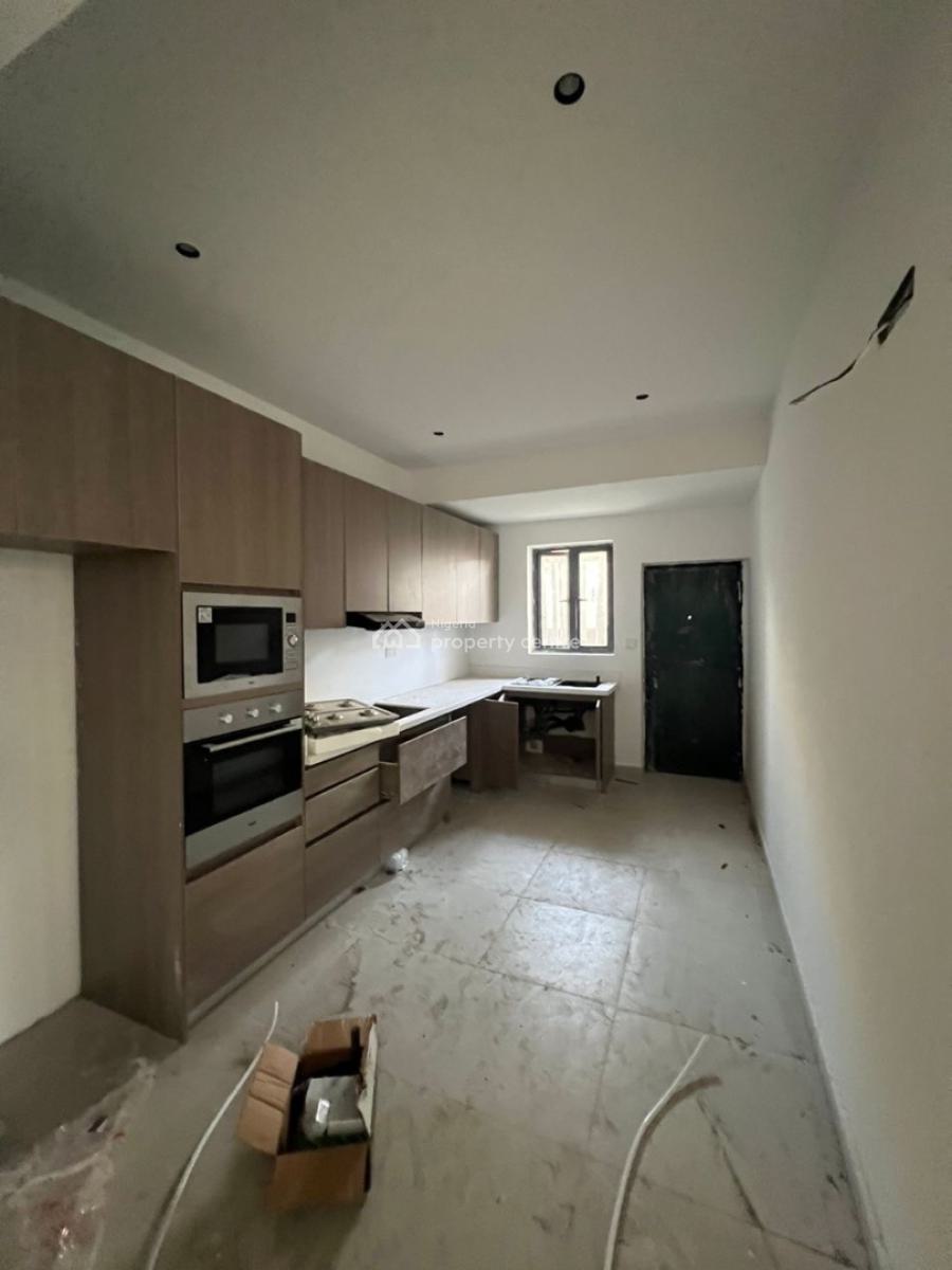 Fully Serviced 2 Bedroom Apartment, Lekki Phase1, Lekki Phase 1, Lekki, Lagos, Flat / Apartment for Sale