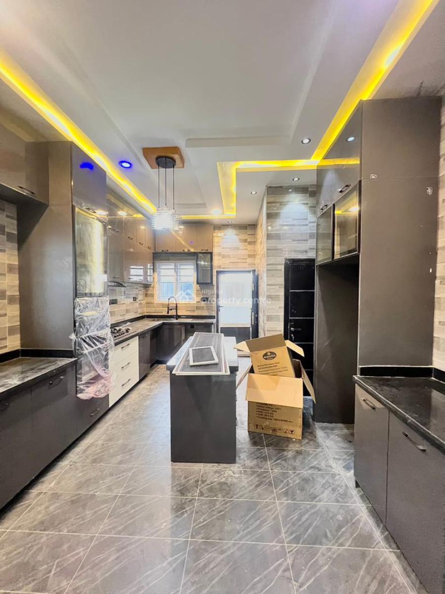 Luxury 5-bedroom Fully Detached House with Bq in a Secured Estate, Osapa, Lekki, Lagos, Detached Duplex for Sale