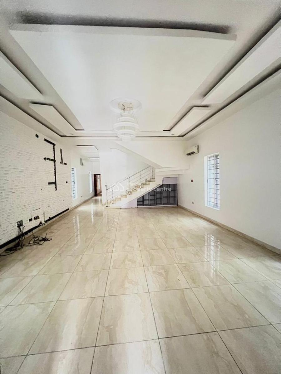 Extremely Spacious 5 Bedroom Detached Duplex with Bq, in a Secured and Gated Estate in Osapa London, Lekki, Lagos, Detached Duplex for Rent