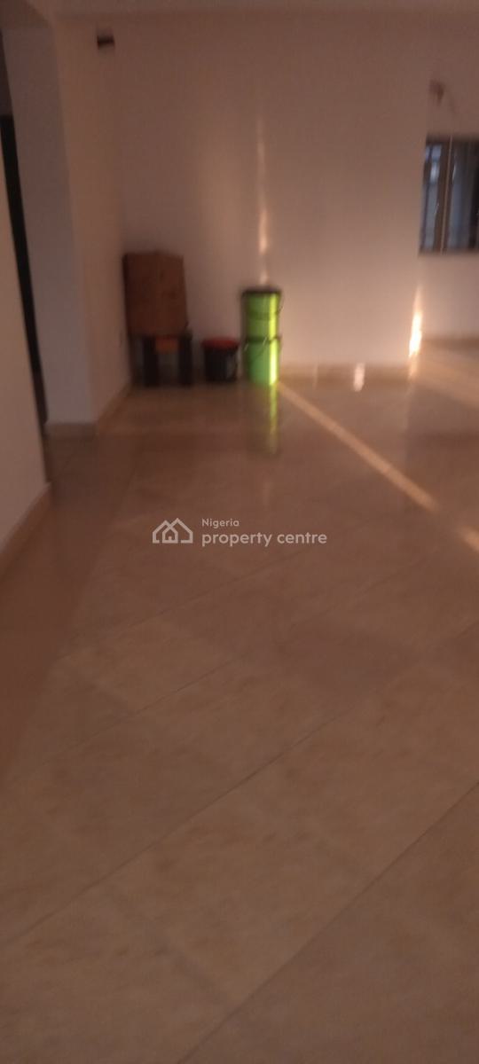 Now Available, Off Mobil Road Ilaje Ajah, Ilaje, Ajah, Lagos, Flat / Apartment for Rent