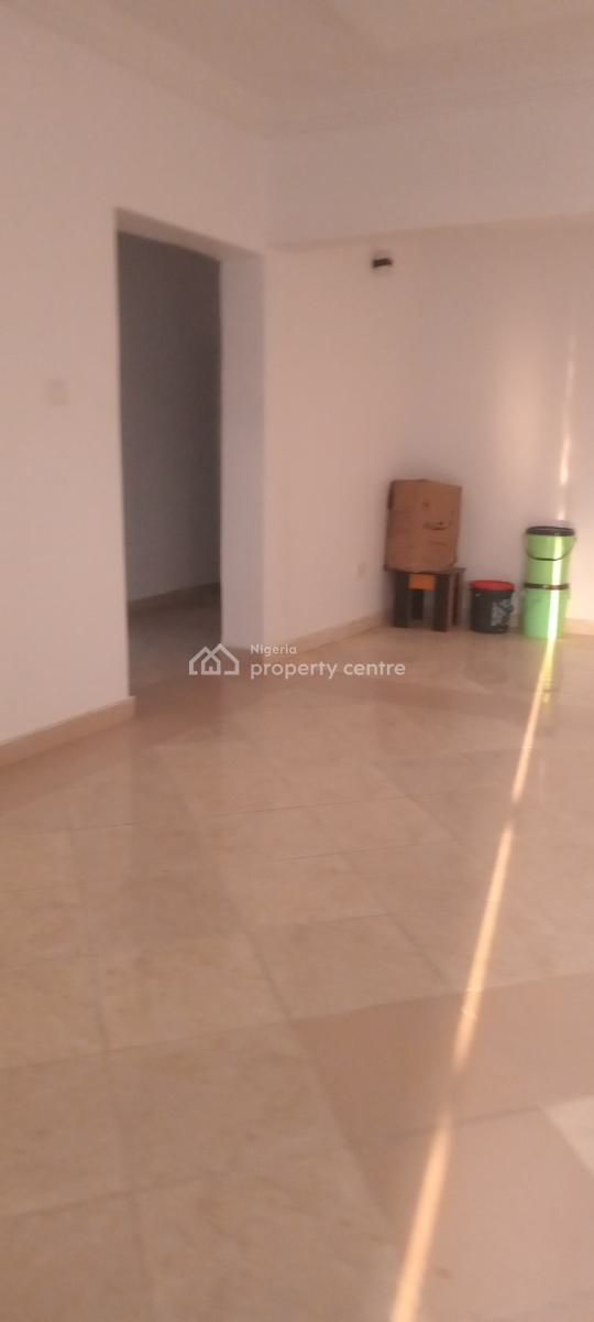Now Available, Off Mobil Road Ilaje Ajah, Ilaje, Ajah, Lagos, Flat / Apartment for Rent