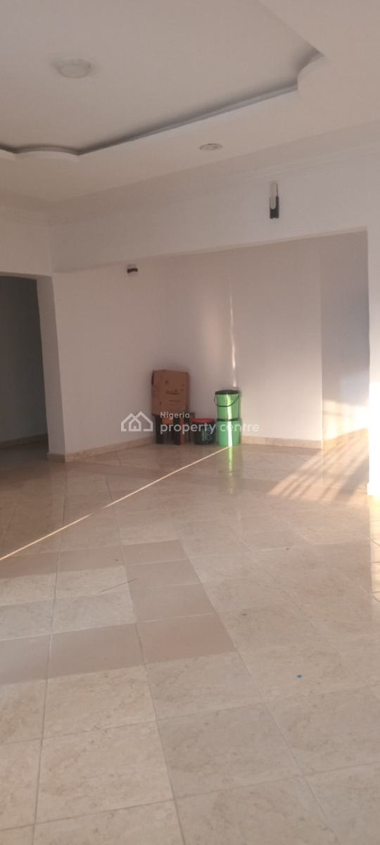 Now Available, Off Mobil Road Ilaje Ajah, Ilaje, Ajah, Lagos, Flat / Apartment for Rent