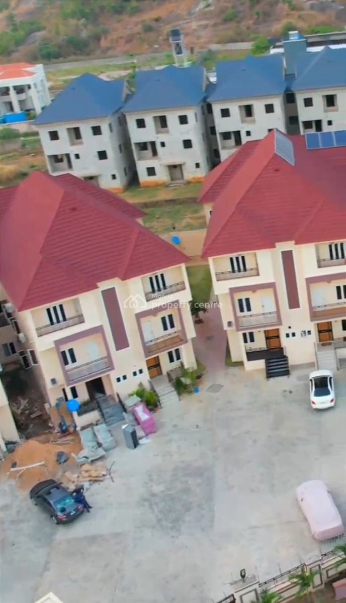 4bedrooms Terrace Duplex with Bq, Tarred Road in an Estate, Katampe Extension, Katampe, Abuja, Terraced Duplex for Rent
