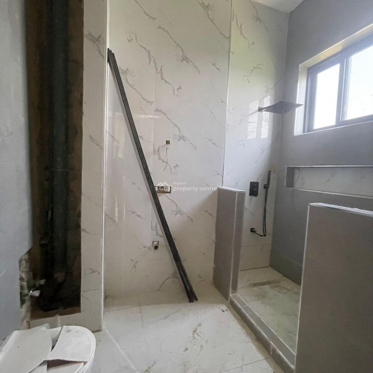 Spacious 4 Bedroom Maisonette Penthouse with Bq, Private Swimming Pool, By Banana Island, Ikoyi, Lagos, Block of Flats for Sale