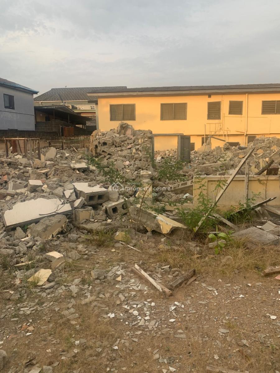 Bare Land in a Gated and Very Prime Location, Surulere, Lagos, Mixed-use Land for Sale